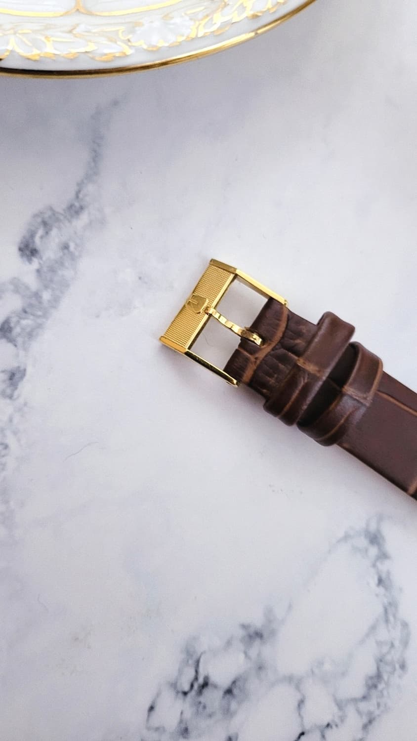 [특가상품]정품 유니버셜 제네브 코인 엣지 남여공용 쿼츠시계 상품이미지10