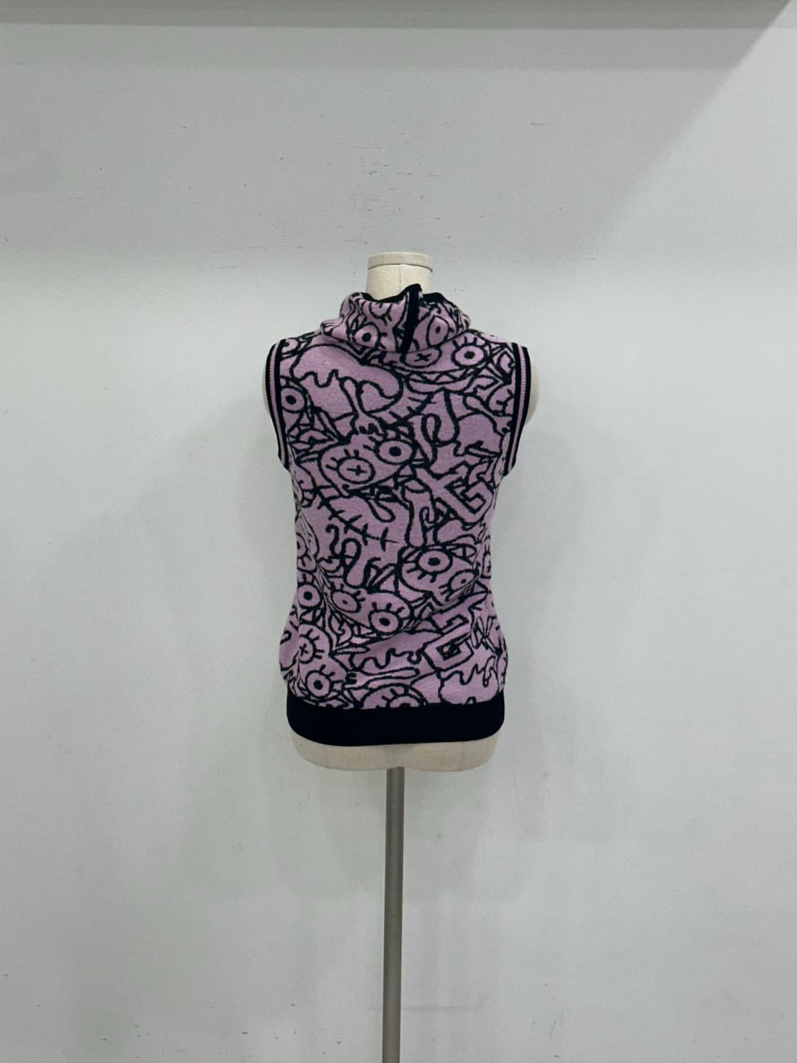 파리게이츠 방풍 후드 니트 상품이미지6