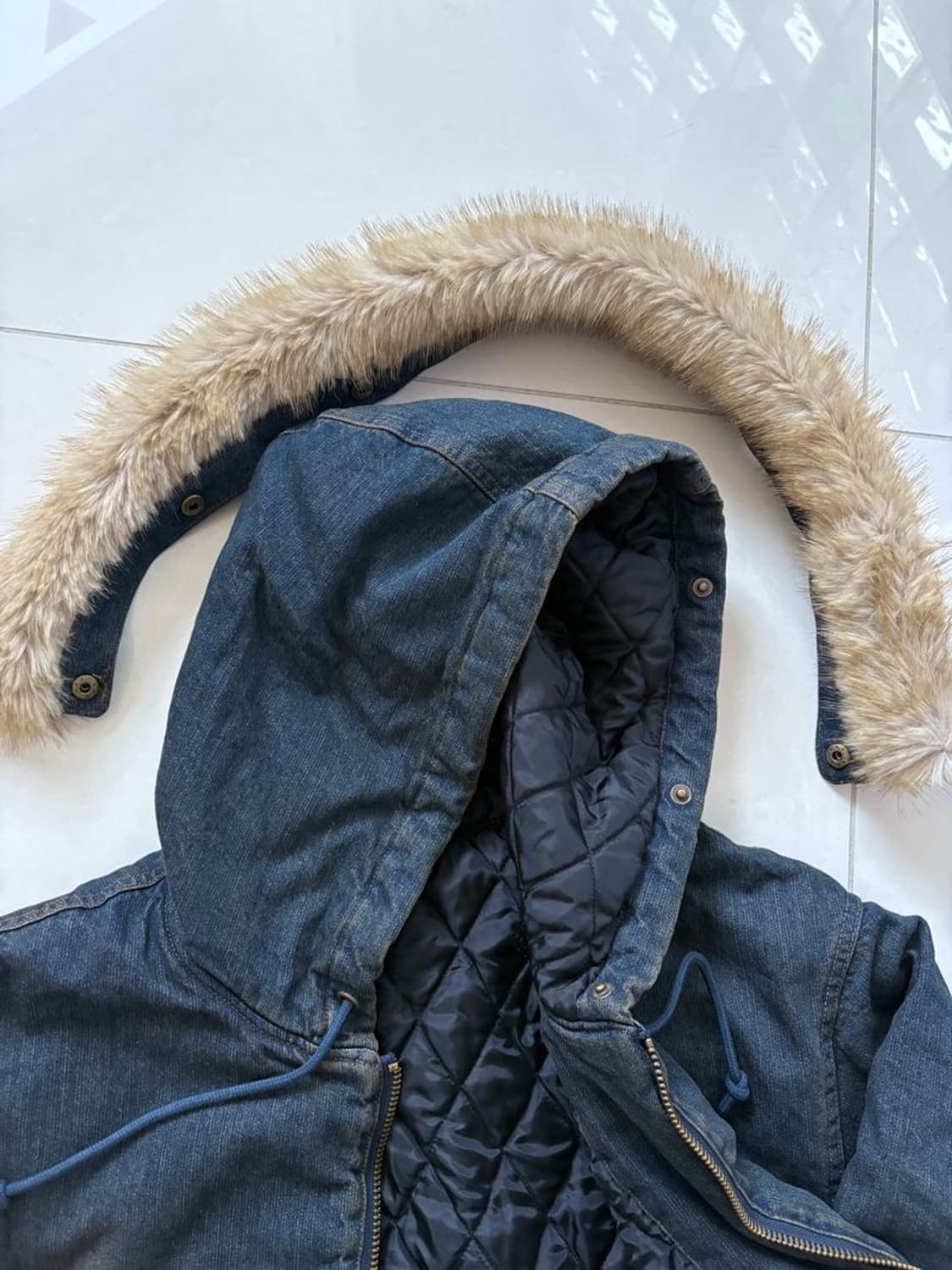 FAKE FUR ZIP UP HOODIE 투웨이 인조 모피 지퍼 후드티 상품이미지5