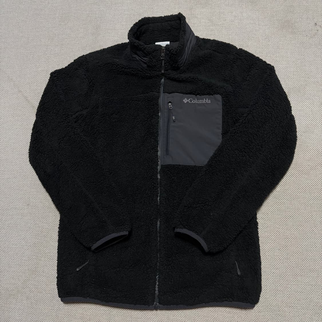 컬럼비아 블랙 뽀글이 플리스 상품이미지1