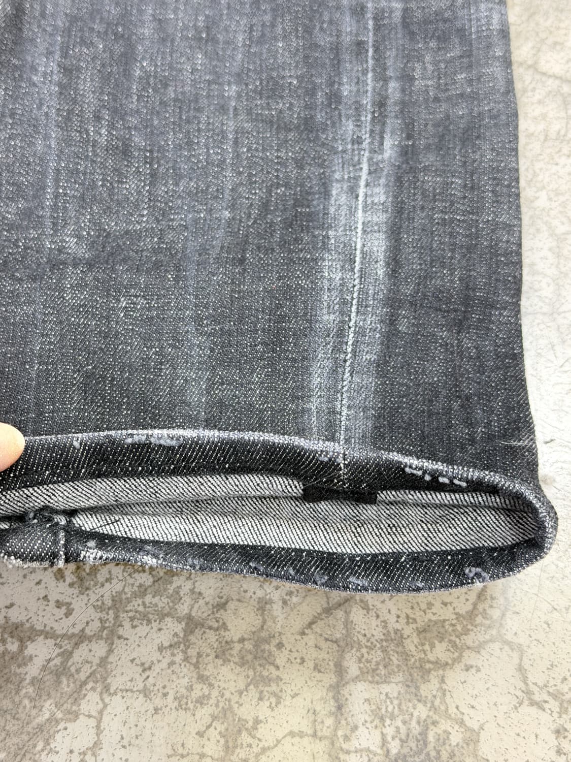 디스퀘어드2 클래식 케니 진 블랙 디스트로이드 데님 팬츠 상품이미지6