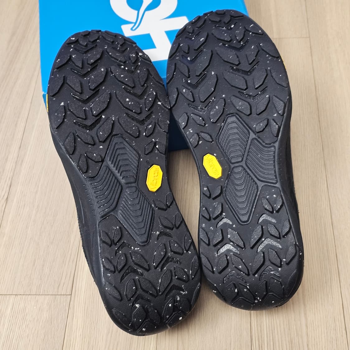 285 새제품) 호카 프로젝트 트랜스포트 TS 비브람 신발 운동화 남자 상품이미지3