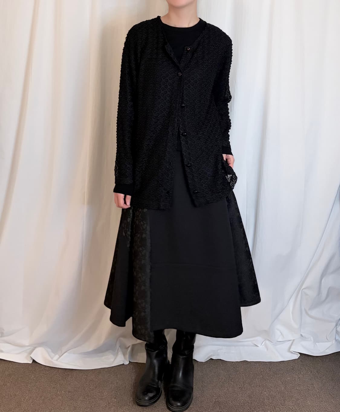 Punching Lace Cardigan – Black 상품이미지1