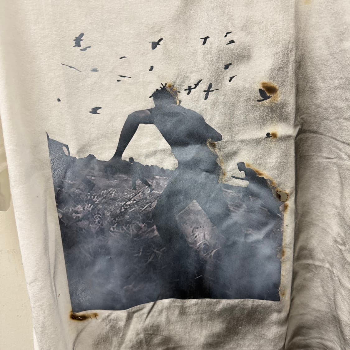 빈티지 디스트로이드 그릴드워싱 티셔츠  상품이미지5