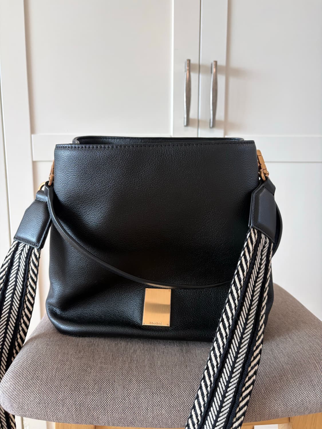 cournne 쿠론 메리앤 숄더백 상품이미지2