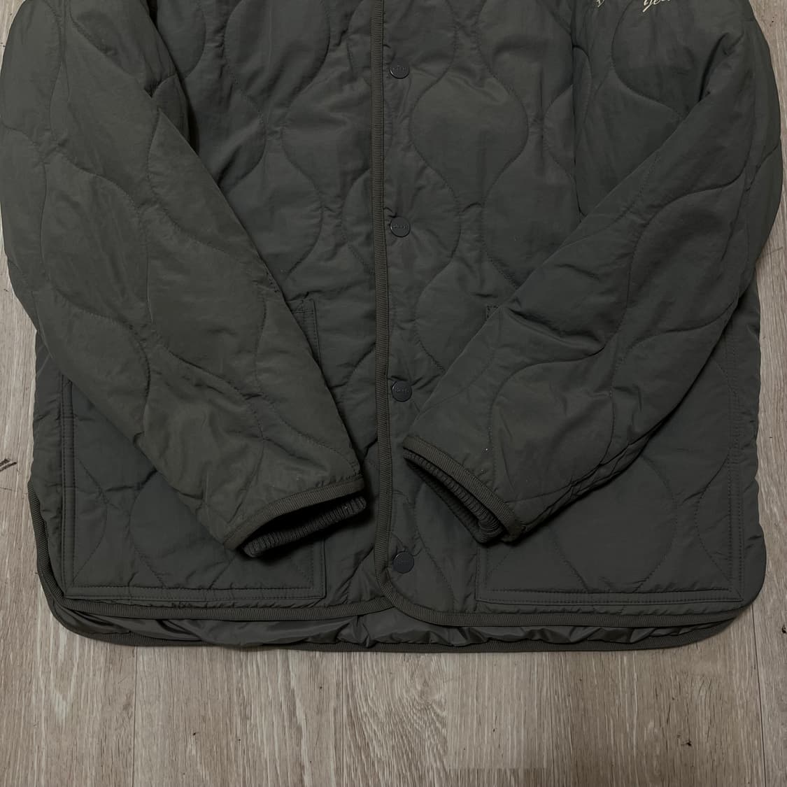 지프 후드 퀼팅 경량 패딩 S/90 상품이미지3