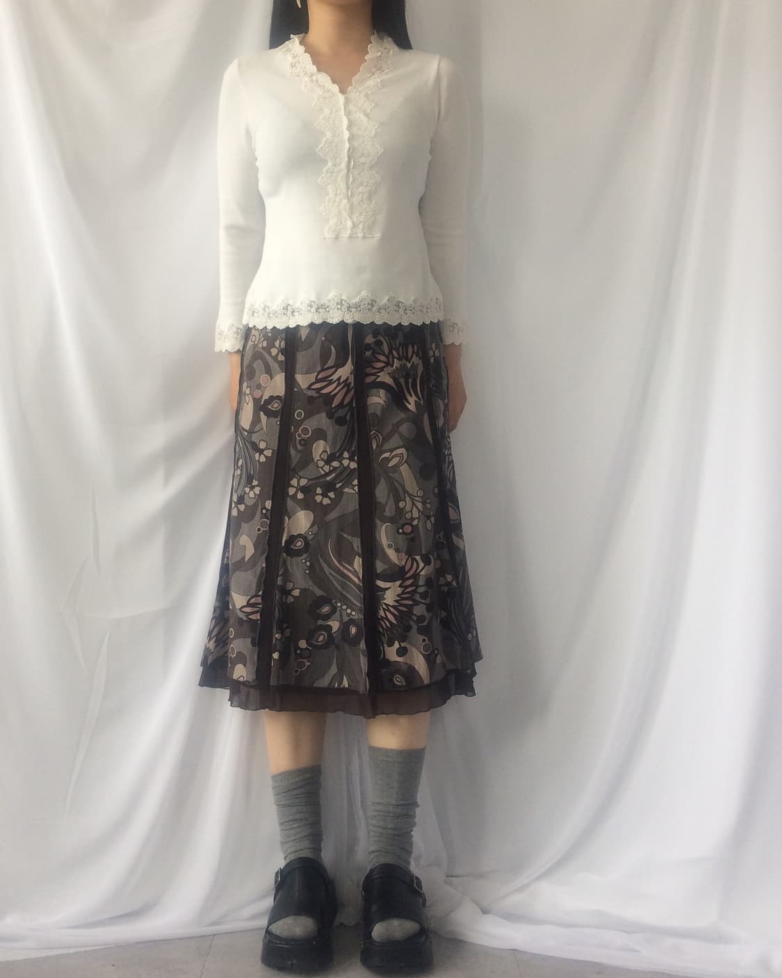 Lace trimming sleeve 상품이미지1