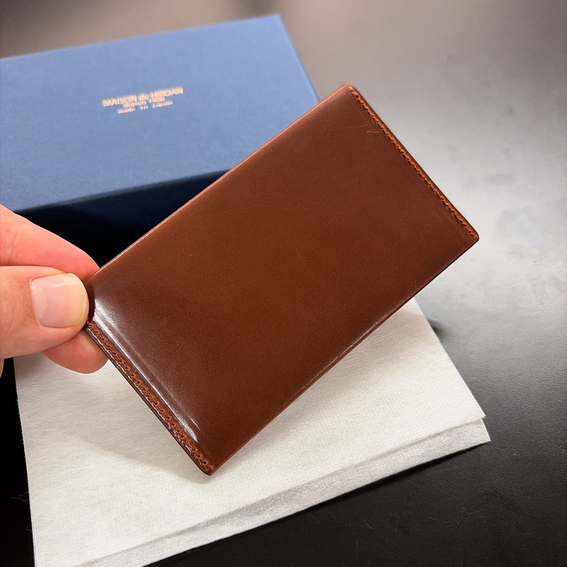 (정품/새상품) 메종 드 히로안 남성 브라운 코도반 가죽 카드지갑 상품이미지3