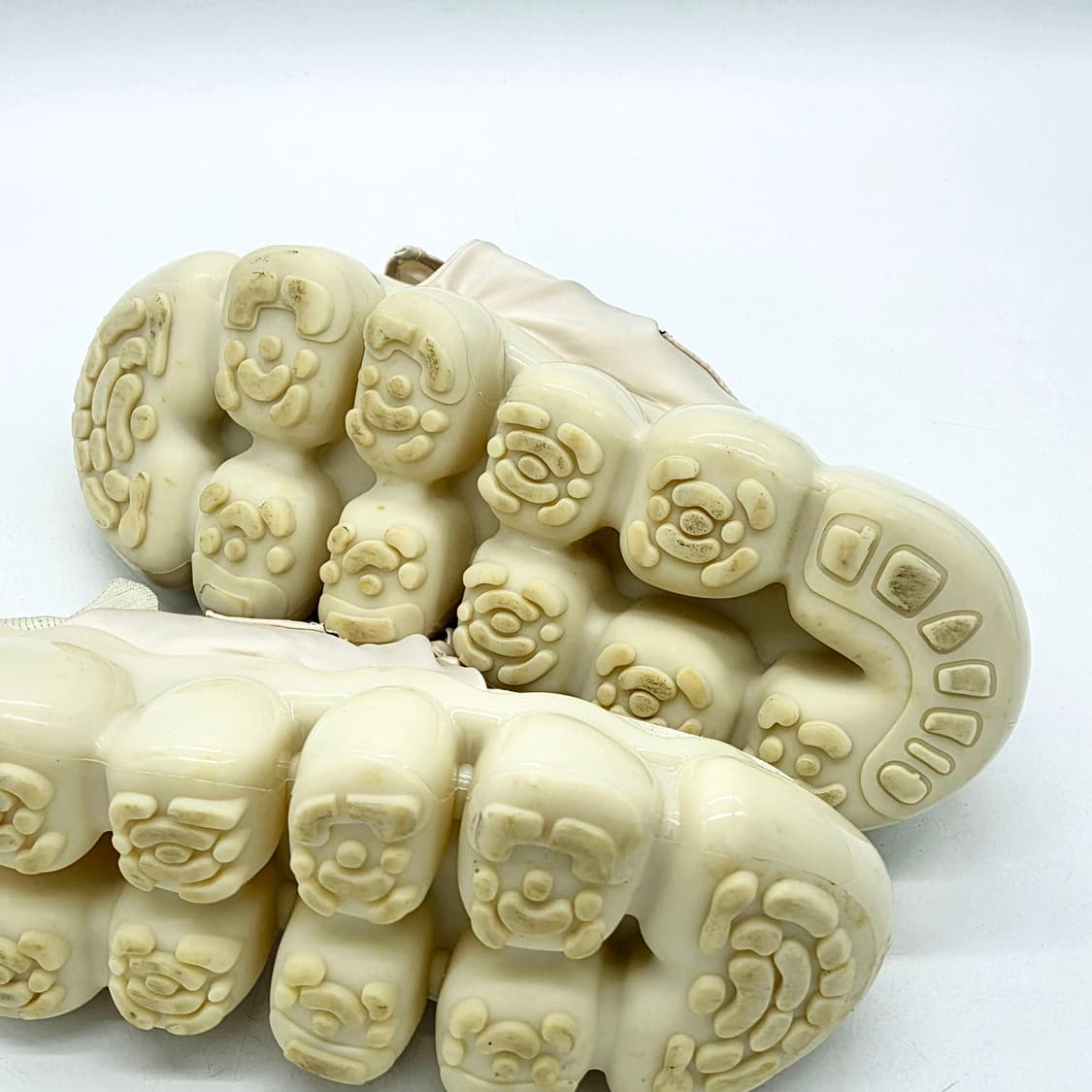 그라운즈 JEWELRY HANKIE PUMPS 바닐라 (240) 상품이미지3