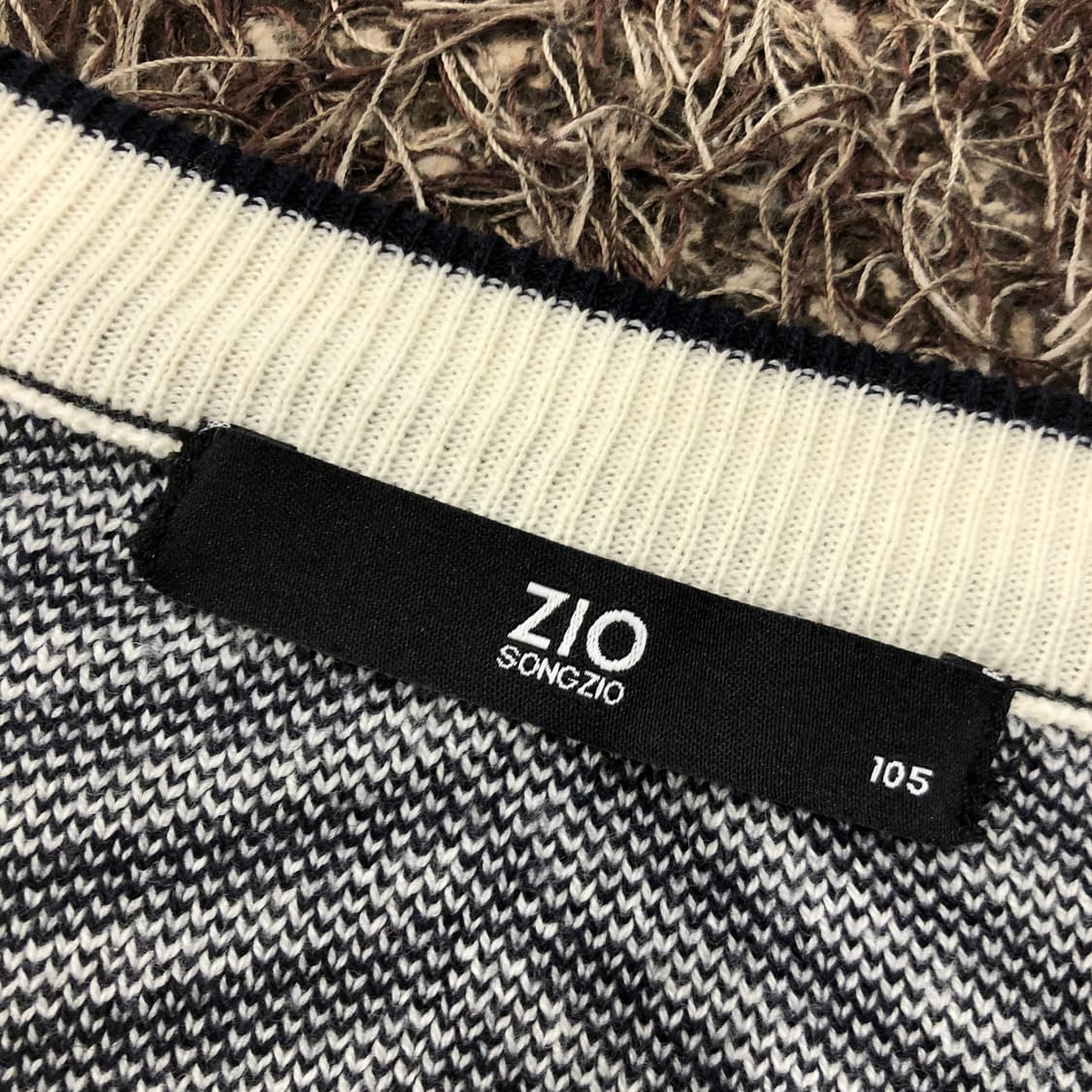 105 송지오 패턴 울 니트 상품이미지4