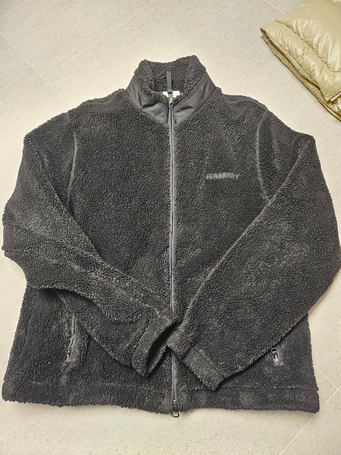 버버리 블랙 후리스 L 사이즈 상품이미지2