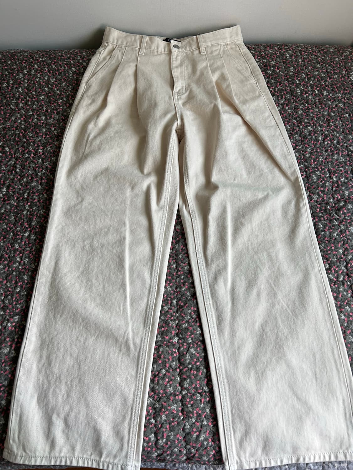 [30] 무탠다드 투 턱 와이드 데님 팬츠 크림 상품이미지2