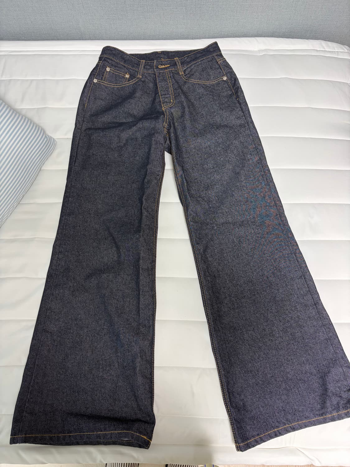 릿킴 NONFADE FLARE RAW JEANS 상품이미지2