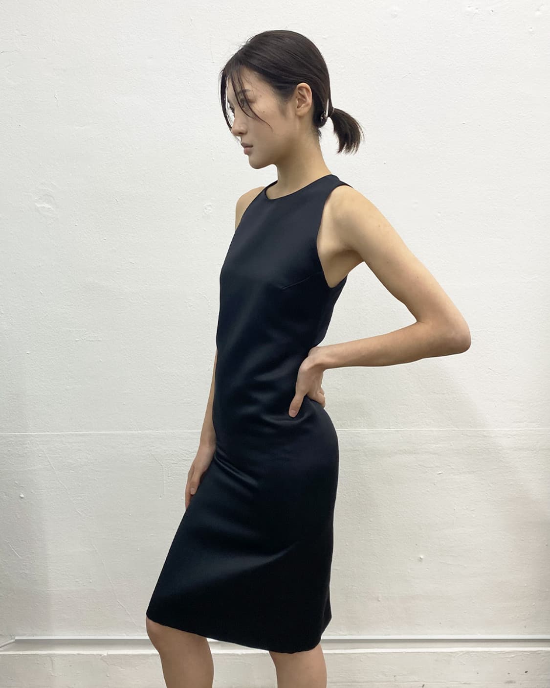 톰포드 구찌 2001f/w 실크 백리스 드레스 상품이미지2