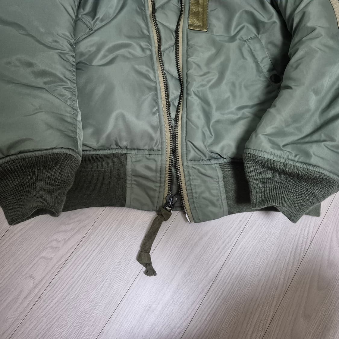 브론슨 ma-1 m사이즈 판매합니다.(중국버전) 상품이미지8