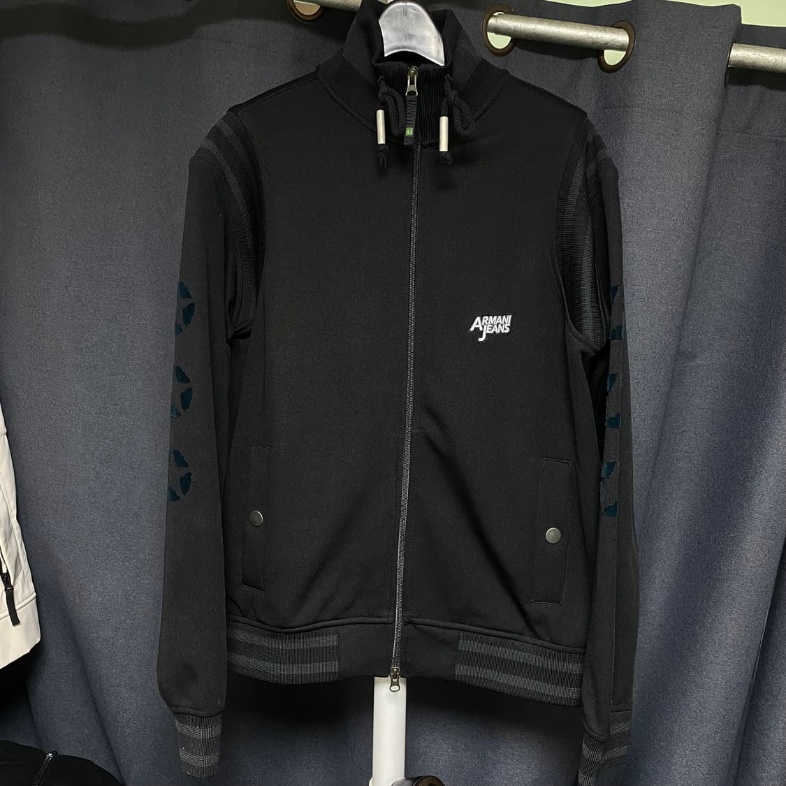 알마니 진스 져지 블랙 L 상품이미지1