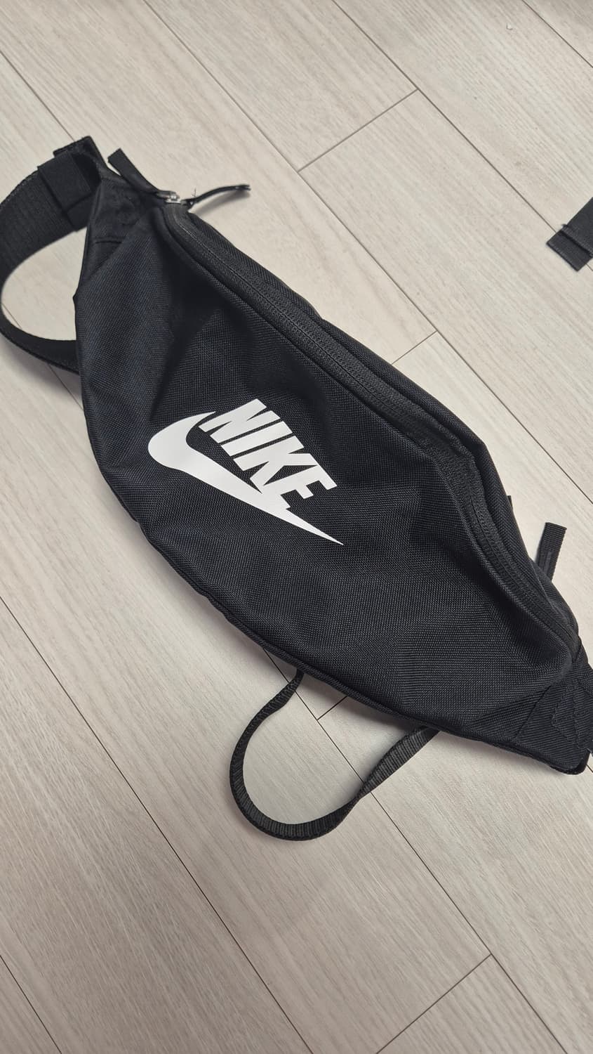 나이키 힙색 상품이미지1