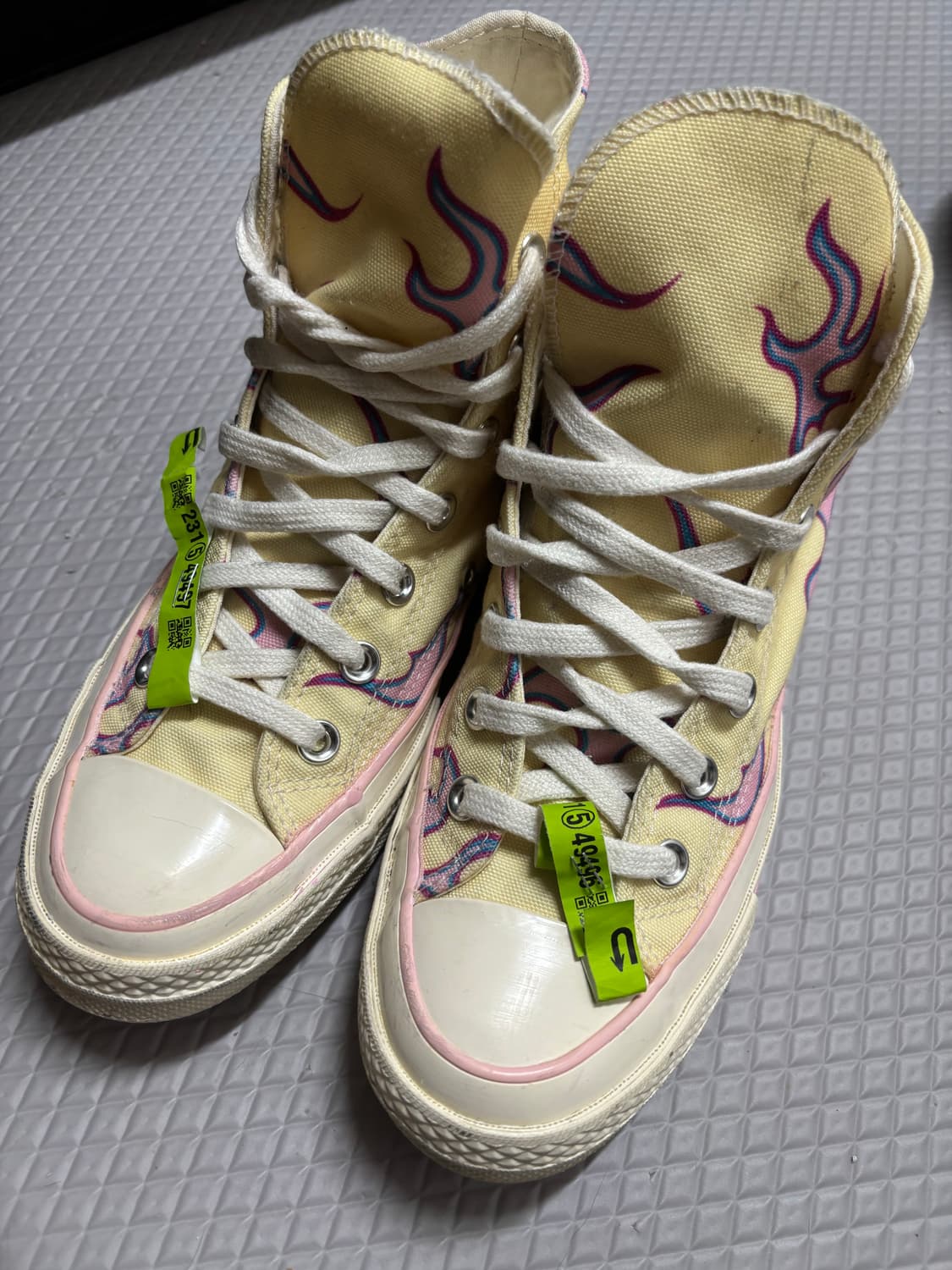 컨버스 x 골프 르 플레르 척 70 하이 플레임 파스텔 옐로우 상품이미지3