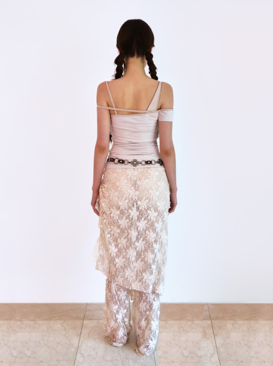 시오서울 비대칭 나시 탑 상품이미지2