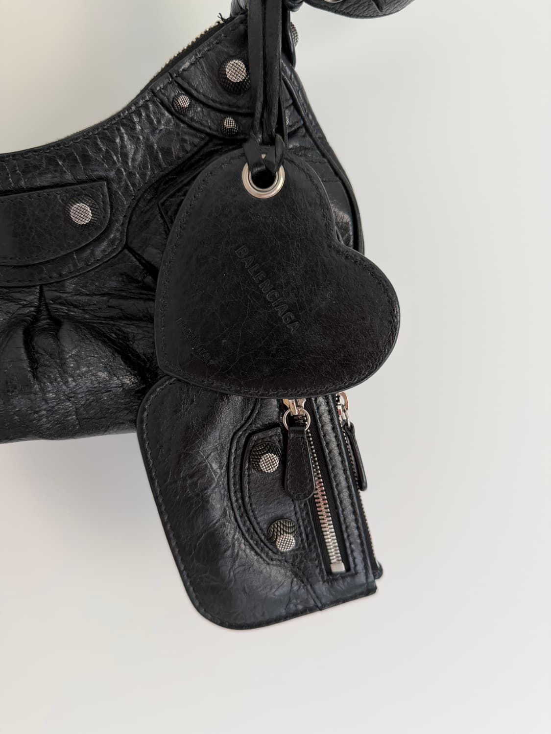 발렌시아가 르카골 xs 숄더백 블랙 상품이미지4