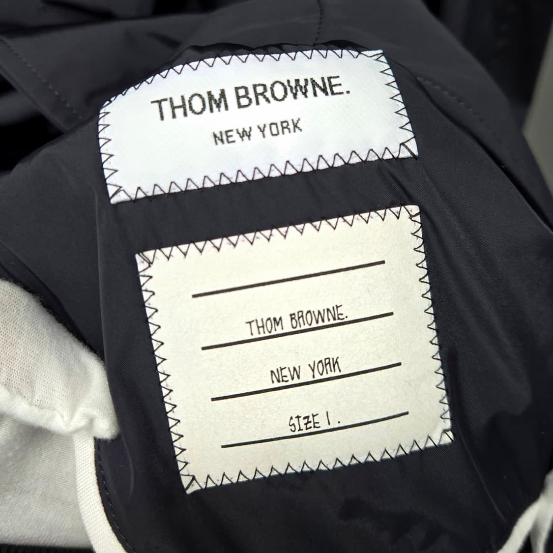 백화점판 / 톰브라운 금장 코트 자켓 오버핏1사이즈 상품이미지6