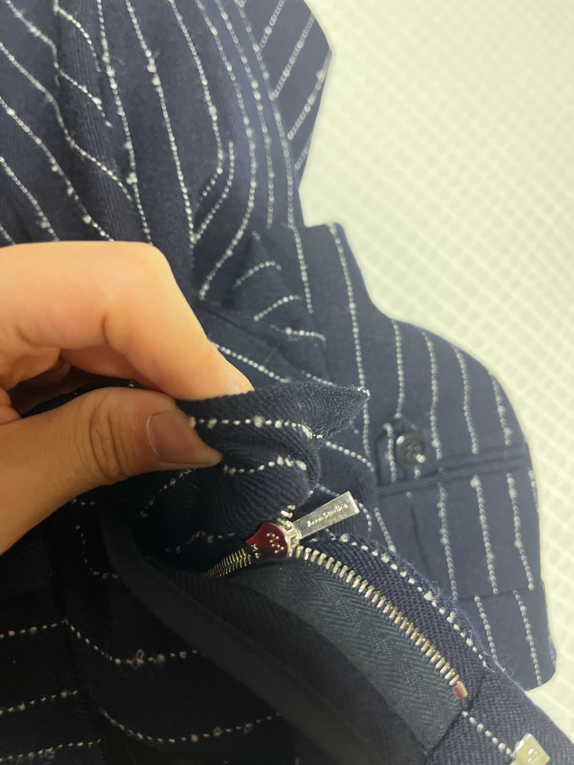 [34] 아크네 스튜디오 네이비 스트라이프 슬랙스 울 팬츠 상품이미지5