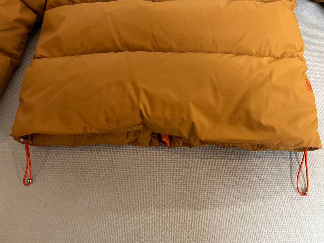 무료배송 - 한정판 뉴발란스 x 슬로우스테디클럽 호텔990 구스패딩(브라 상품이미지7