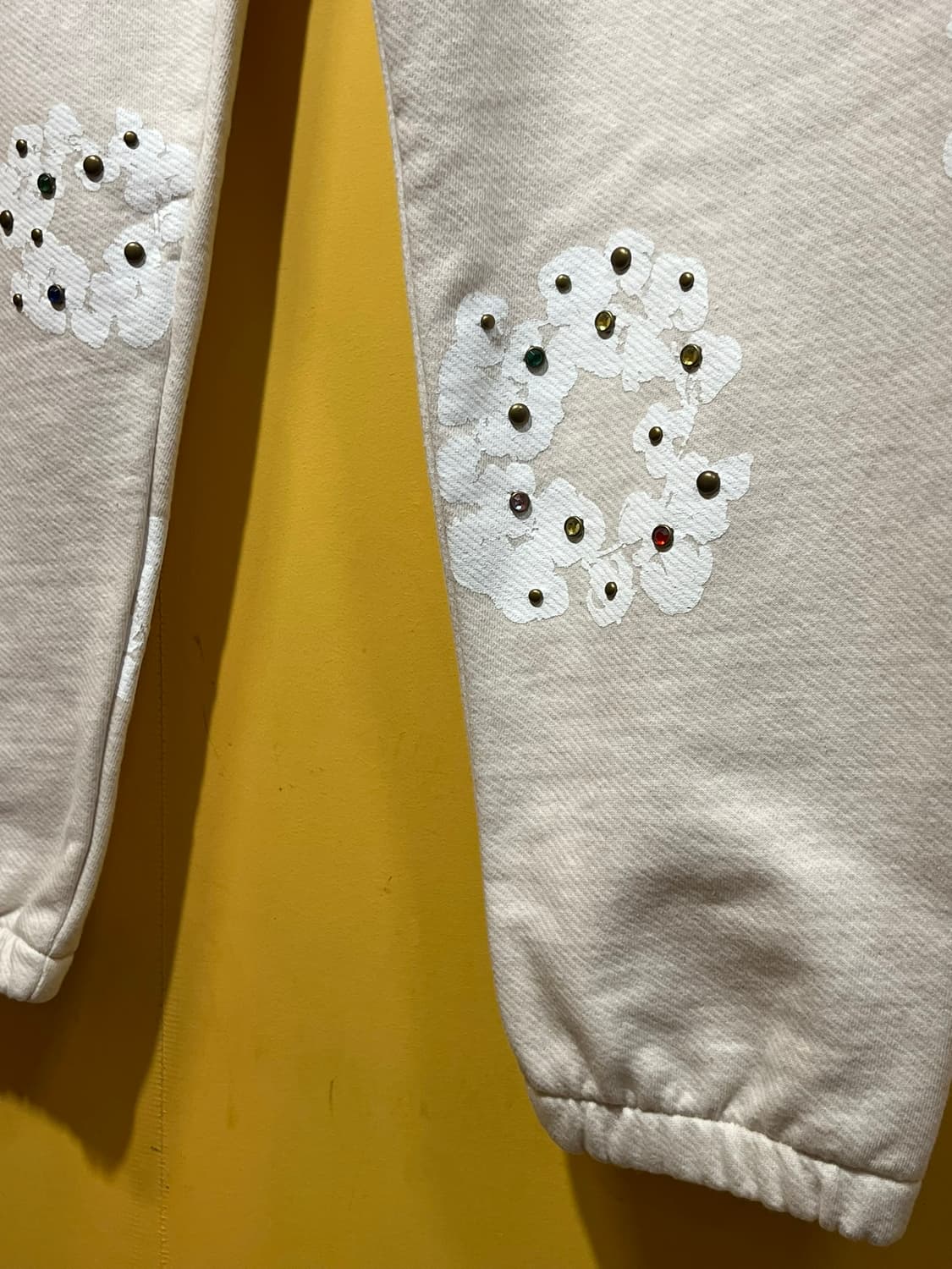 [M] 데님 티어스 라인스톤 잼스톤 코튼 리쓰 스웨트팬츠 오트밀 상품이미지5