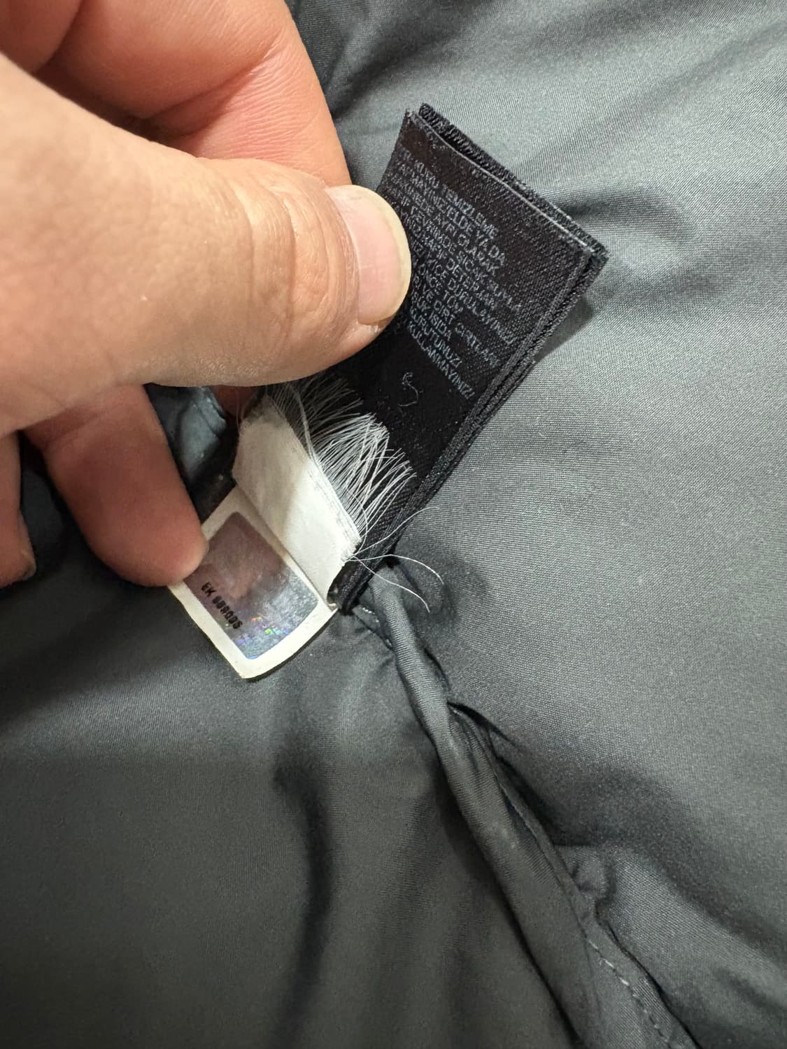 노스페이스 눕시 700 구스 다운 자켓 다크 그레이 상품이미지7