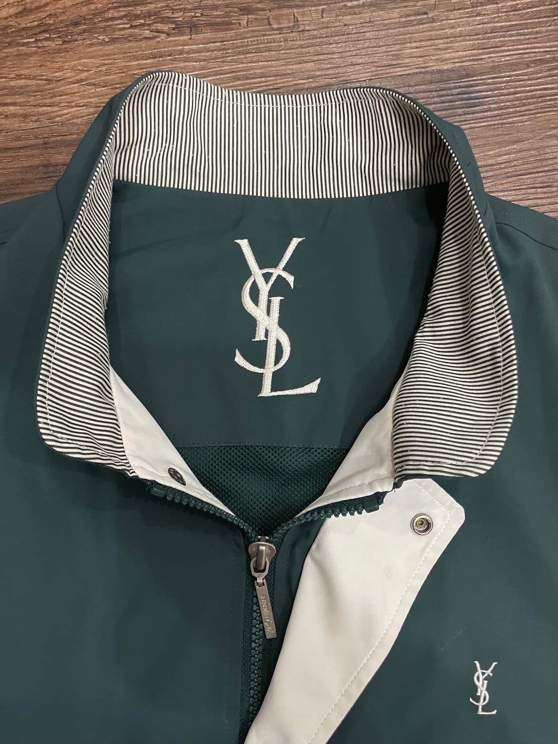 입생로랑 YSL 자수로고 폴리쉘 자켓 105 상품이미지6