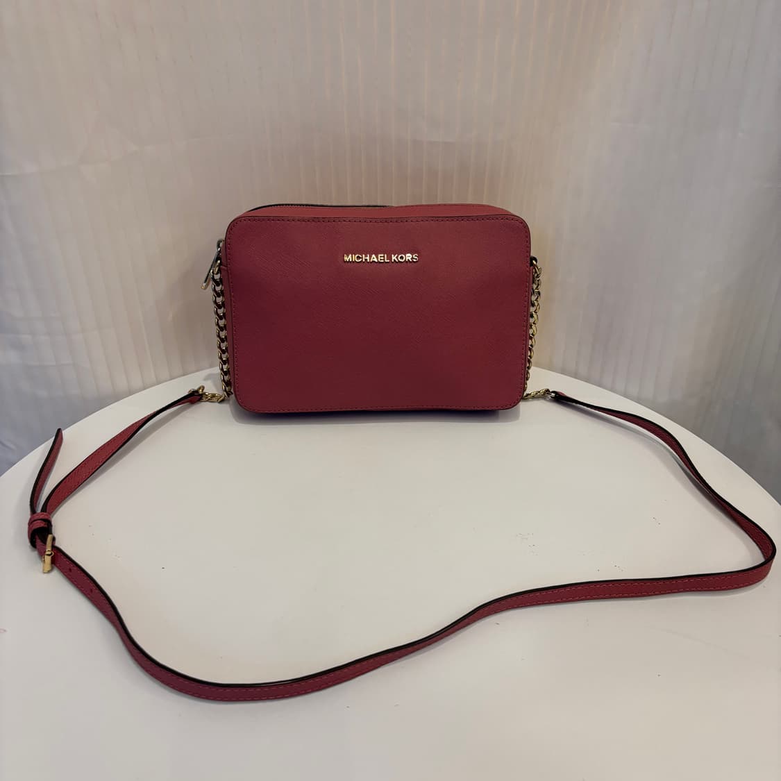 정품 마이클코어스 사피아노 크로스백     상품이미지1