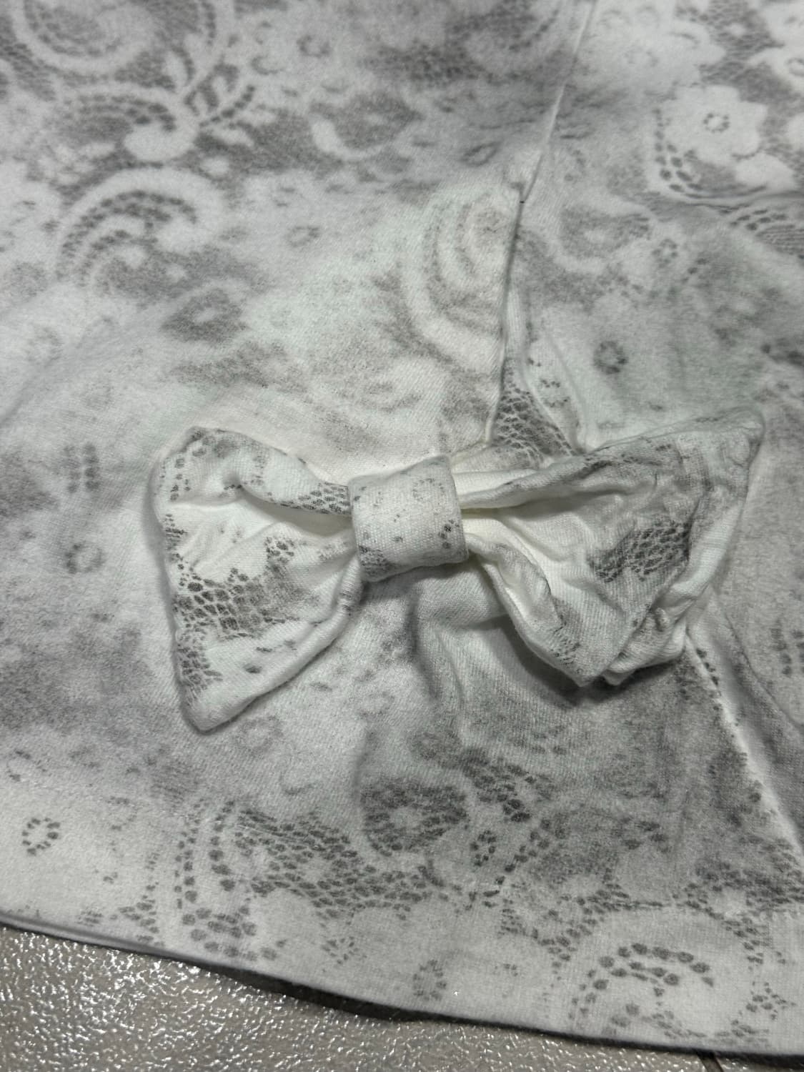 2003 준야 와타나베 무수한 꽃과 입체 리본 디테일 반팔 티셔츠 상품이미지4