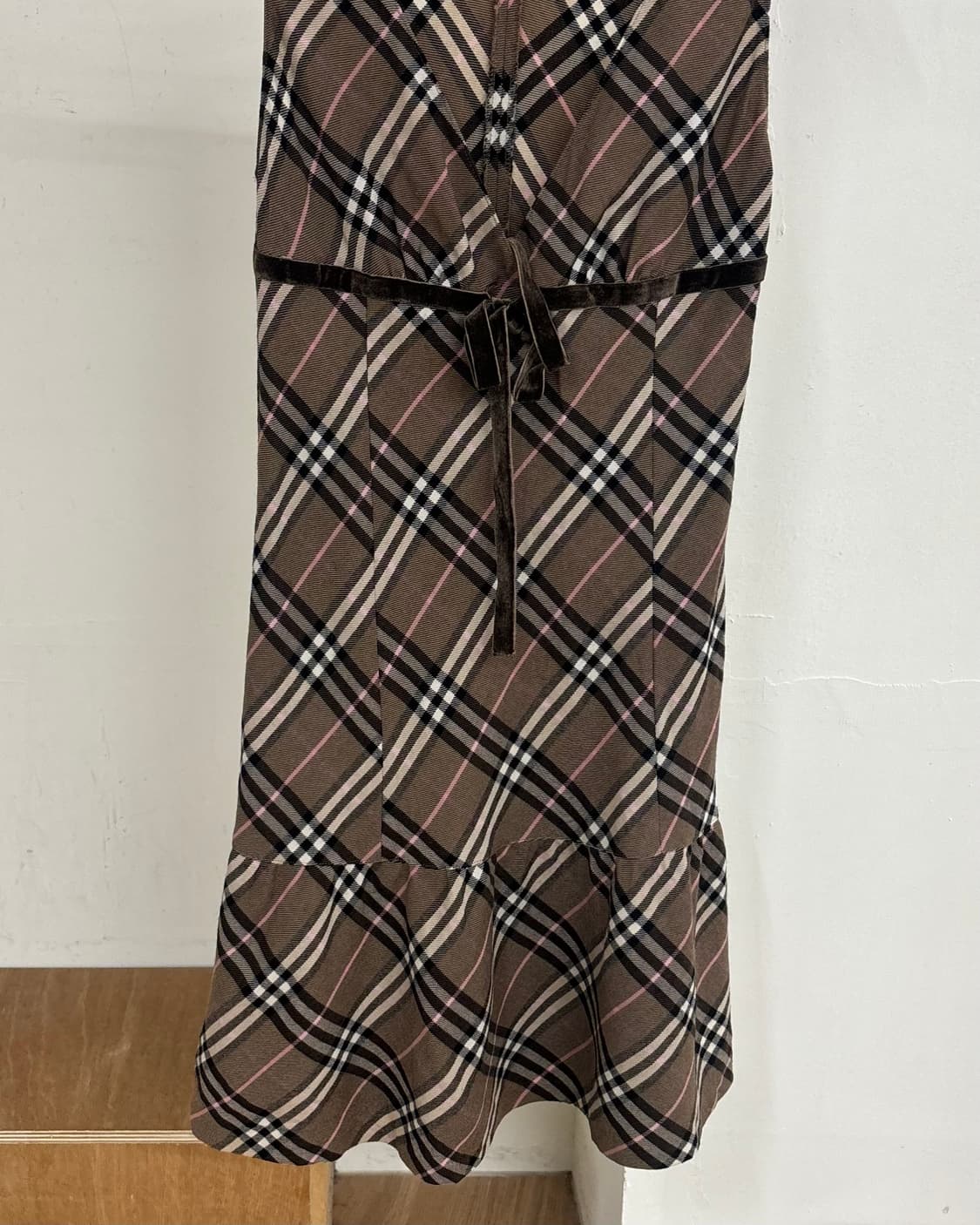 버버리 블루 라벨 울 체크 슬리브리스 원피스 상품이미지5