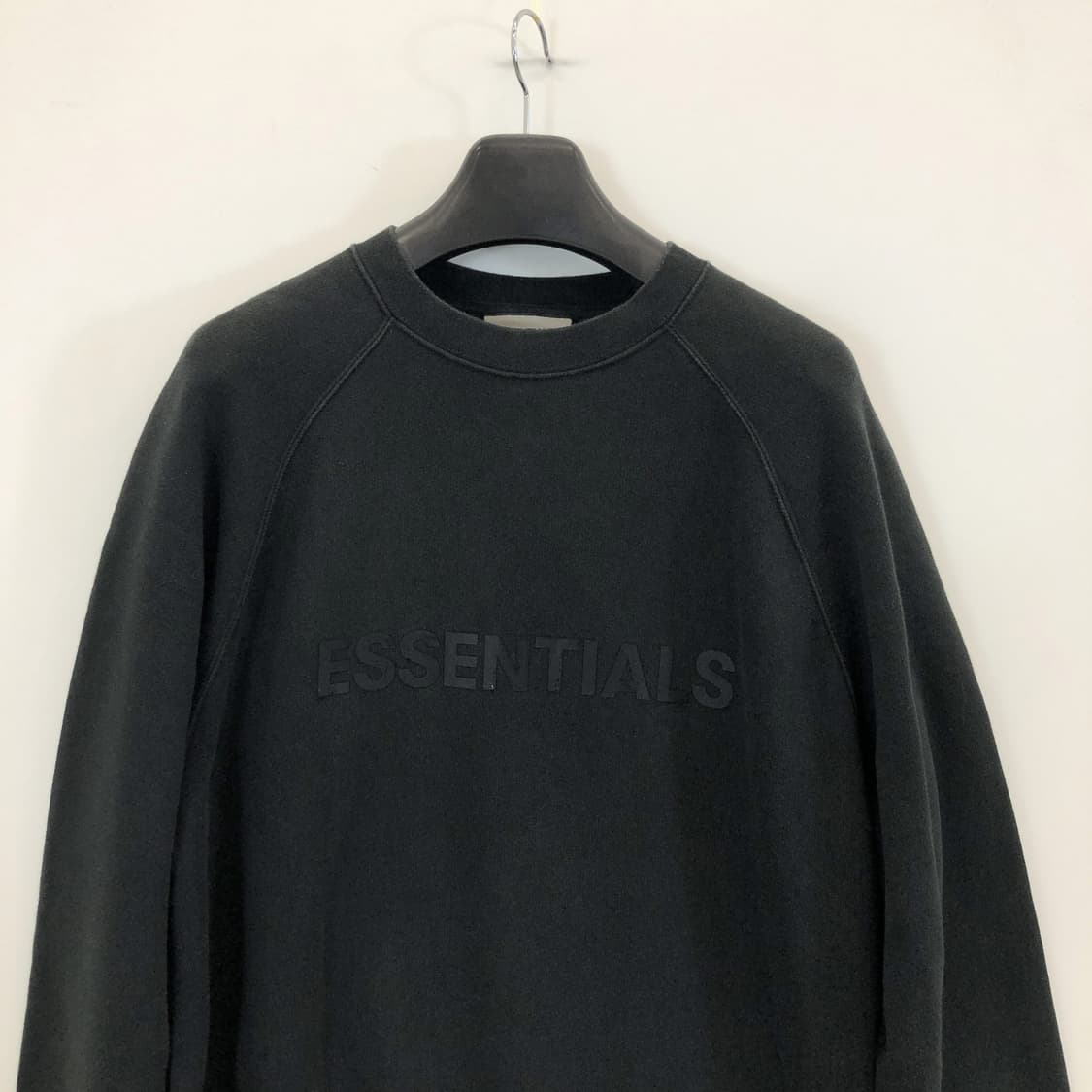 피오갓 에센셜 블랙 스웻셔츠 S 상품이미지3
