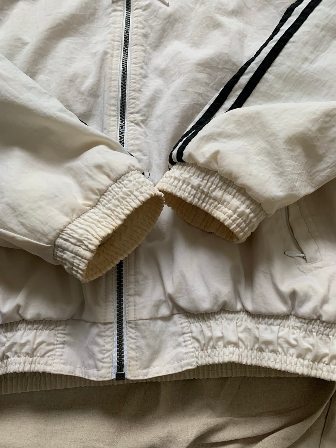 아디다스 90년대 해외판 올드스쿨 화이트 누빔 헤비 후드 자켓 상품이미지10