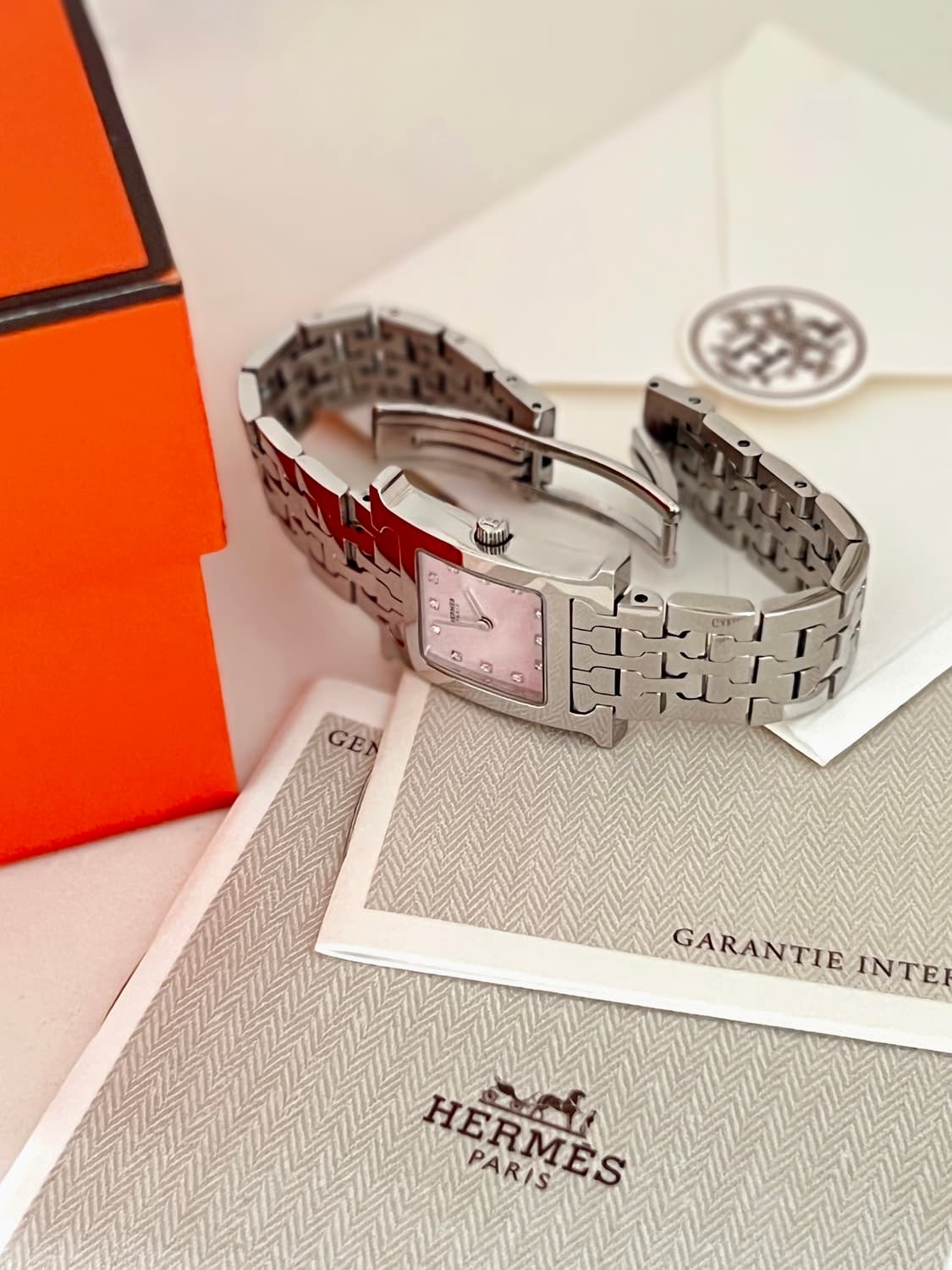 HERMES 에르메스 12p 다이아 핑크 쉘 H 아워 시계 상품이미지9