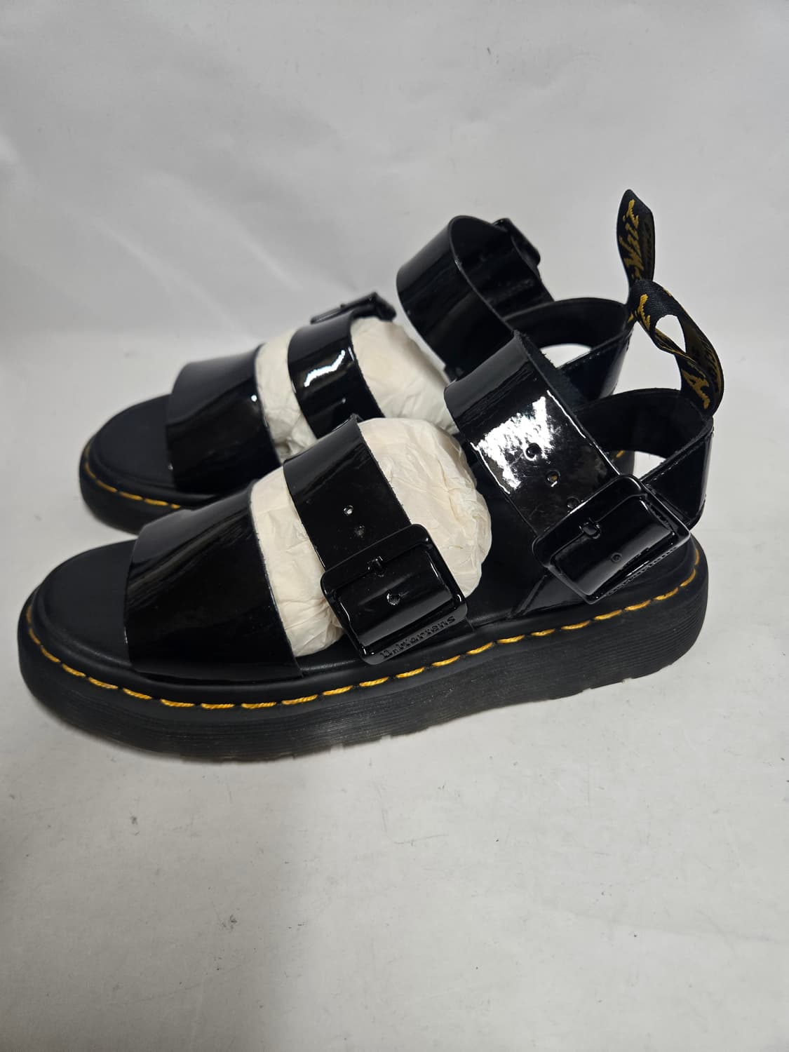 닥터마틴 그리폰  페이턴트 스트랩 샌들 EU38(240) 상품이미지3