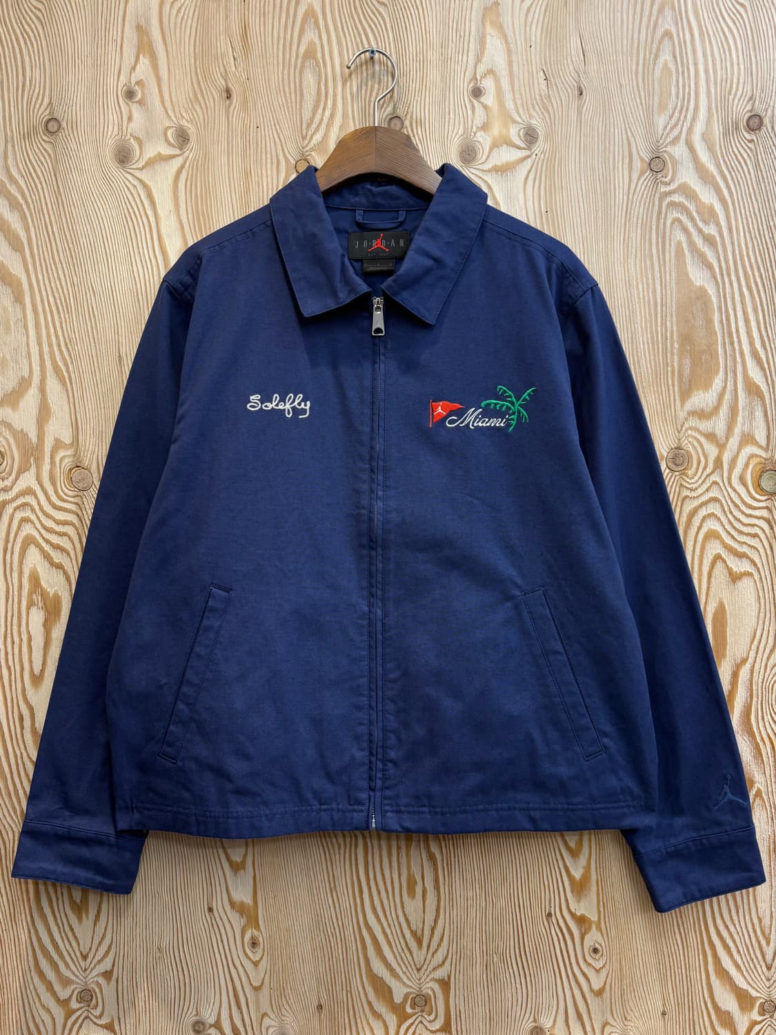 조던 x 솔플라이 미 카사 에 수 카사 코치 자켓 상품이미지1