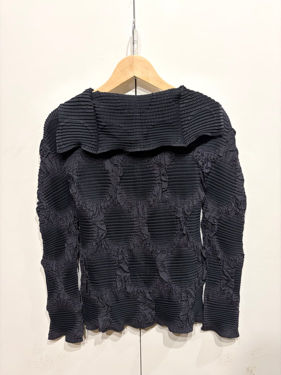 이세이미야케 플리츠 버튼 셔츠 상품이미지5