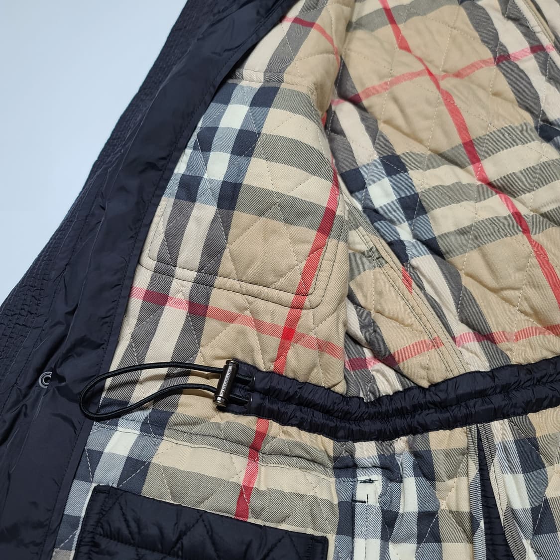 버버리 브릿 블랙 퀄팅 자켓[S] 상품이미지8