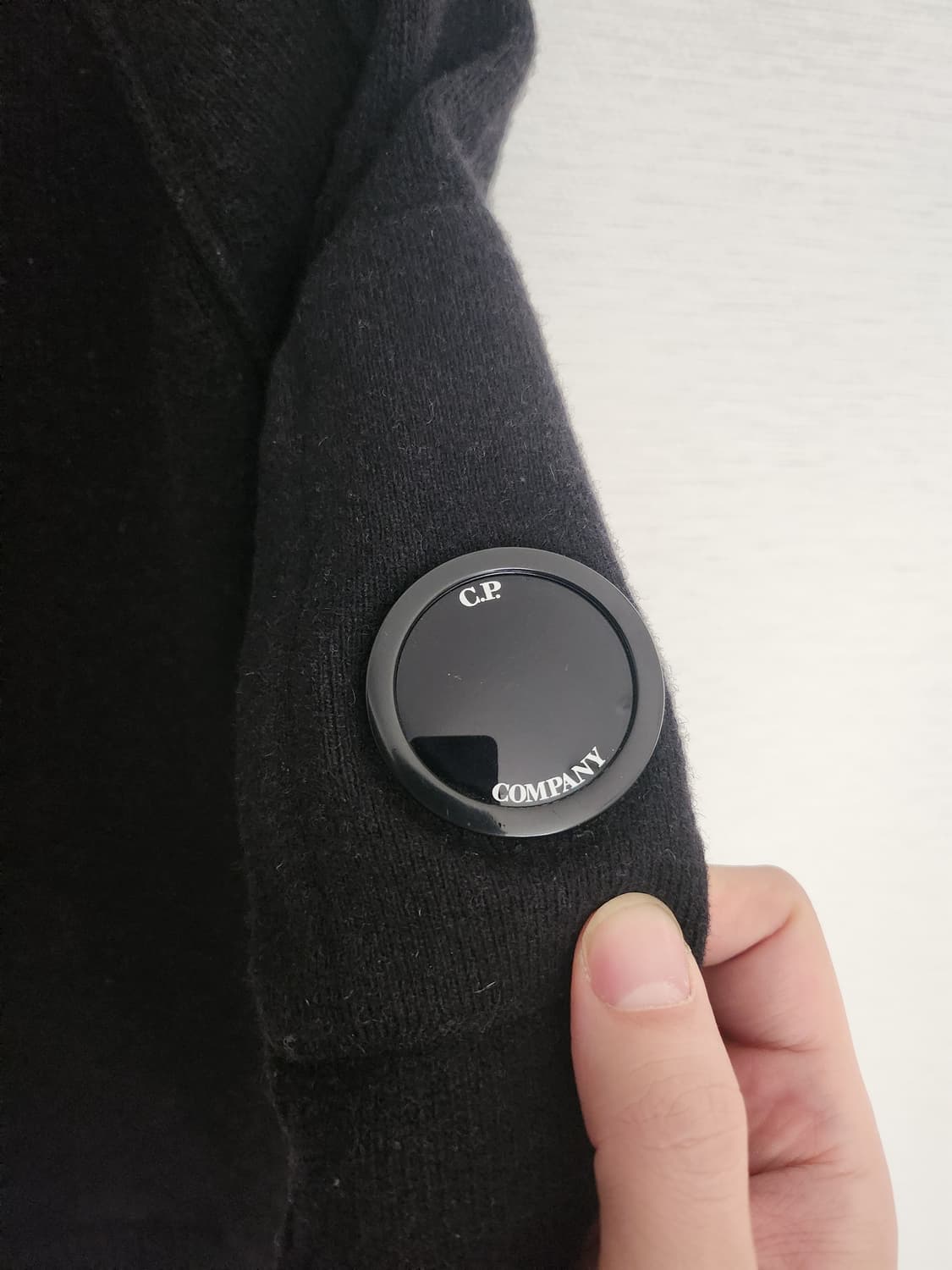 씨피컴퍼니 반집업니트 48사이즈 상품이미지3