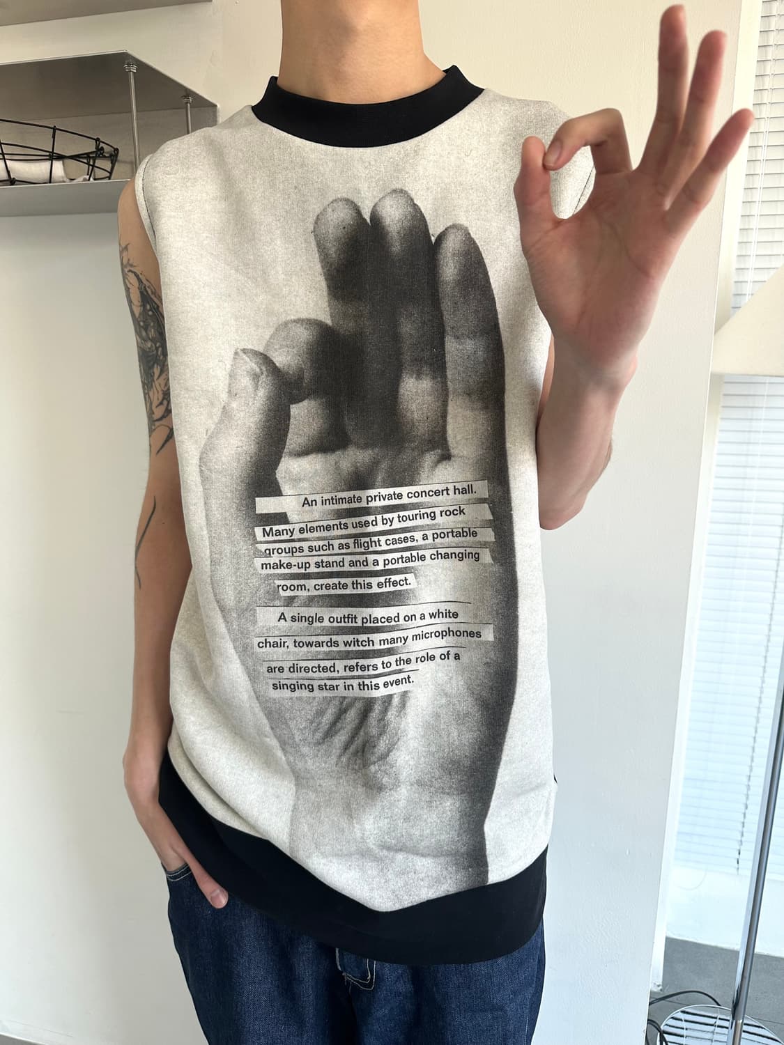 메종 마르지엘라 MM6 그래픽 슬리브리스 베스트 상품이미지1