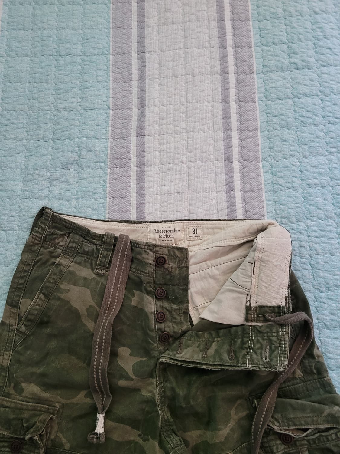 아베크롬비 밀리터리 빈티지 카모플라쥬 카고숏팬츠 탭31 실30사이즈 상품이미지2
