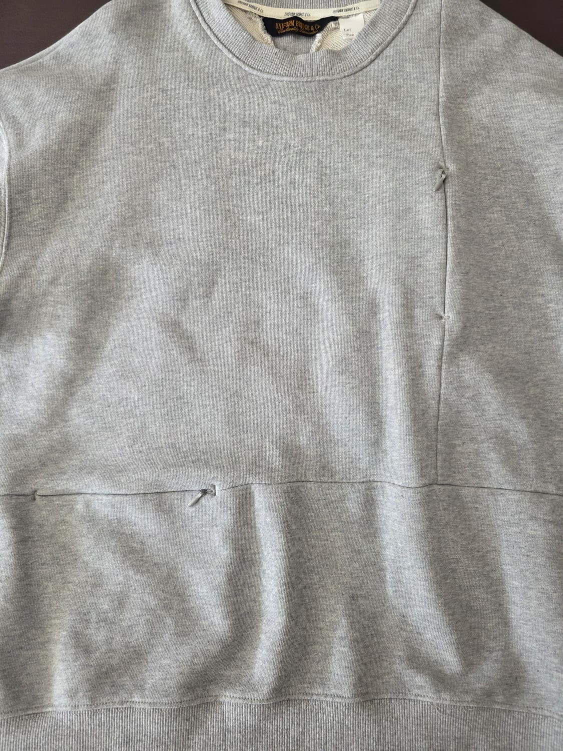 유니폼브릿지 맨투맨 롱슬리브 라운드 티셔츠 라이트 그레이 M 상품이미지5