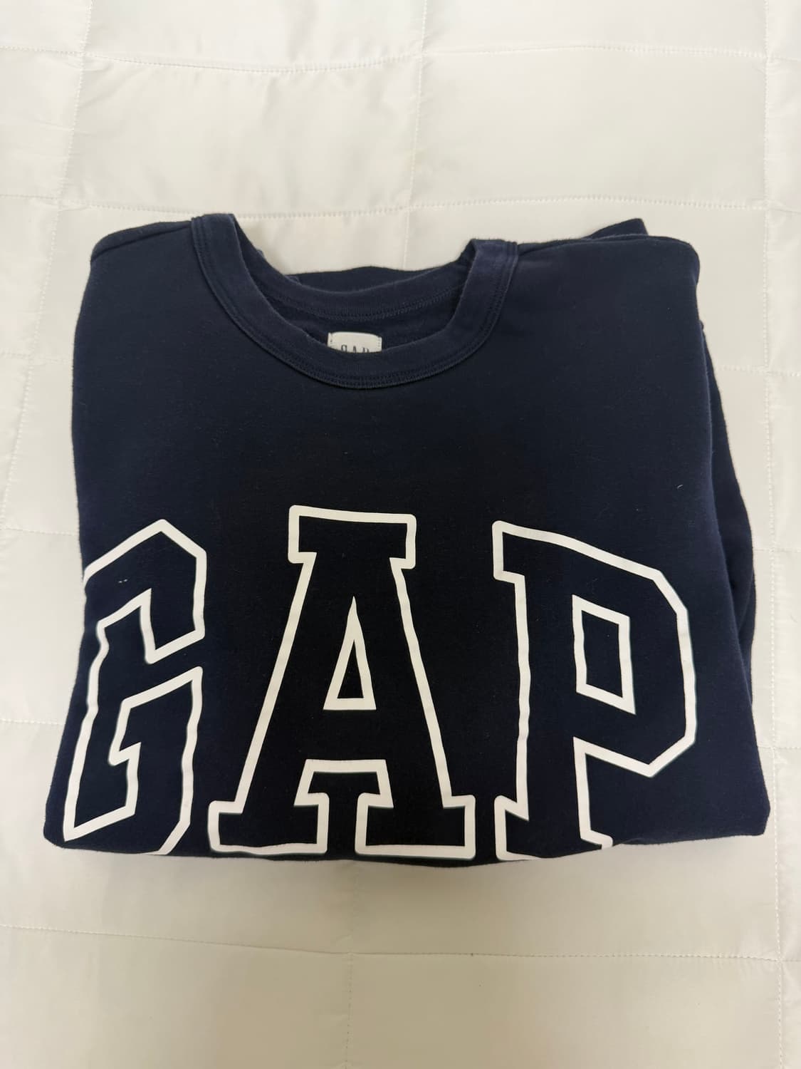 GAP 맨투맨 상품이미지1
