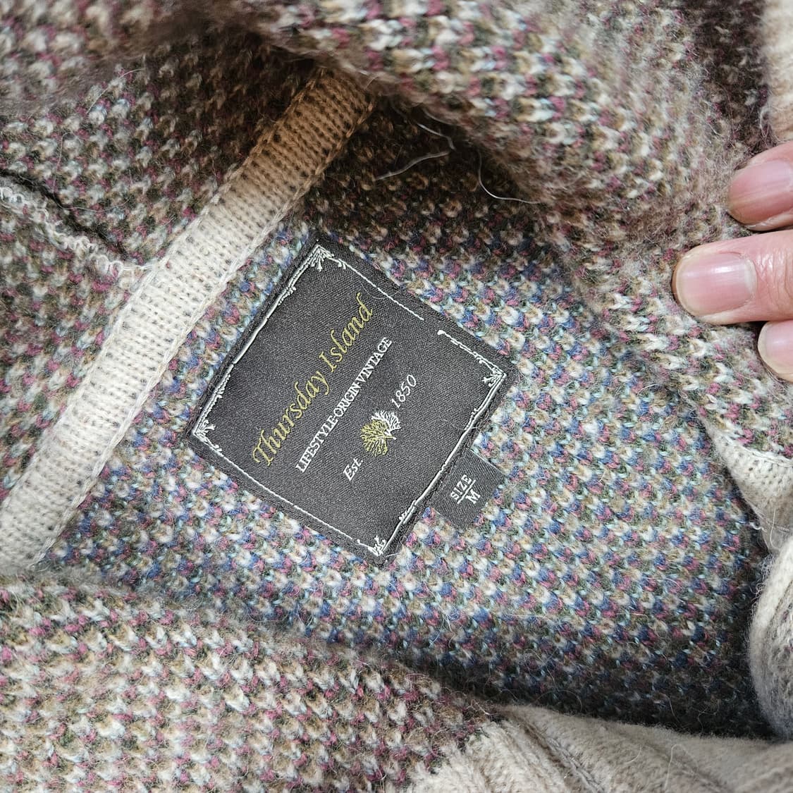 써스데이아일랜드 스토리 자카드 후드 롱 가디건 M size 상품이미지7