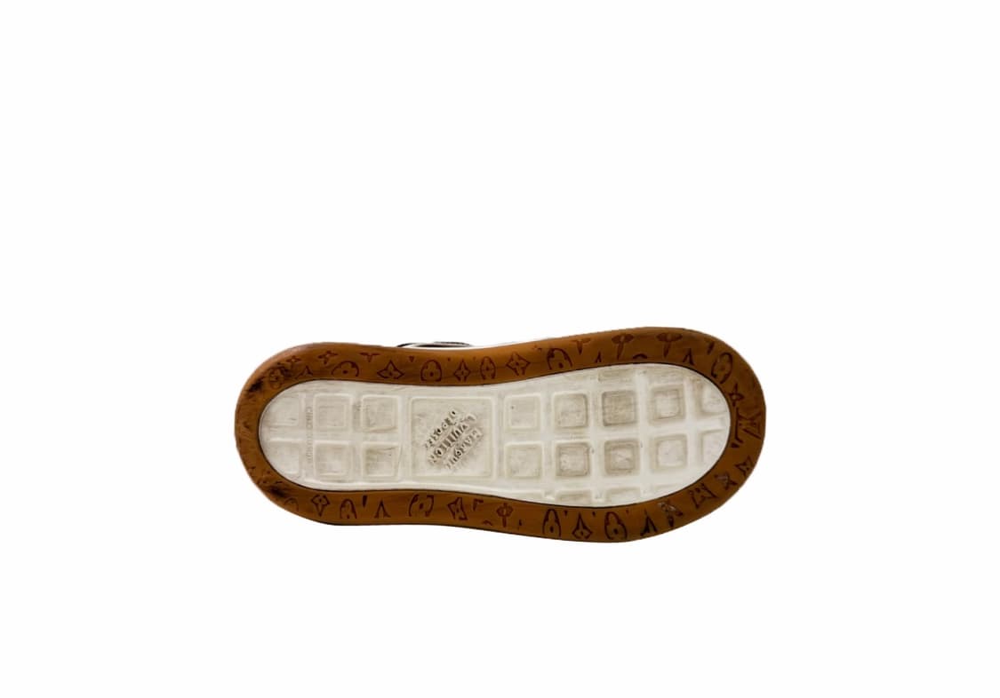 [7] 루이비통 남성 LV 틸티드 스웨이드 스니커즈 브라운 1AJ761 상품이미지6