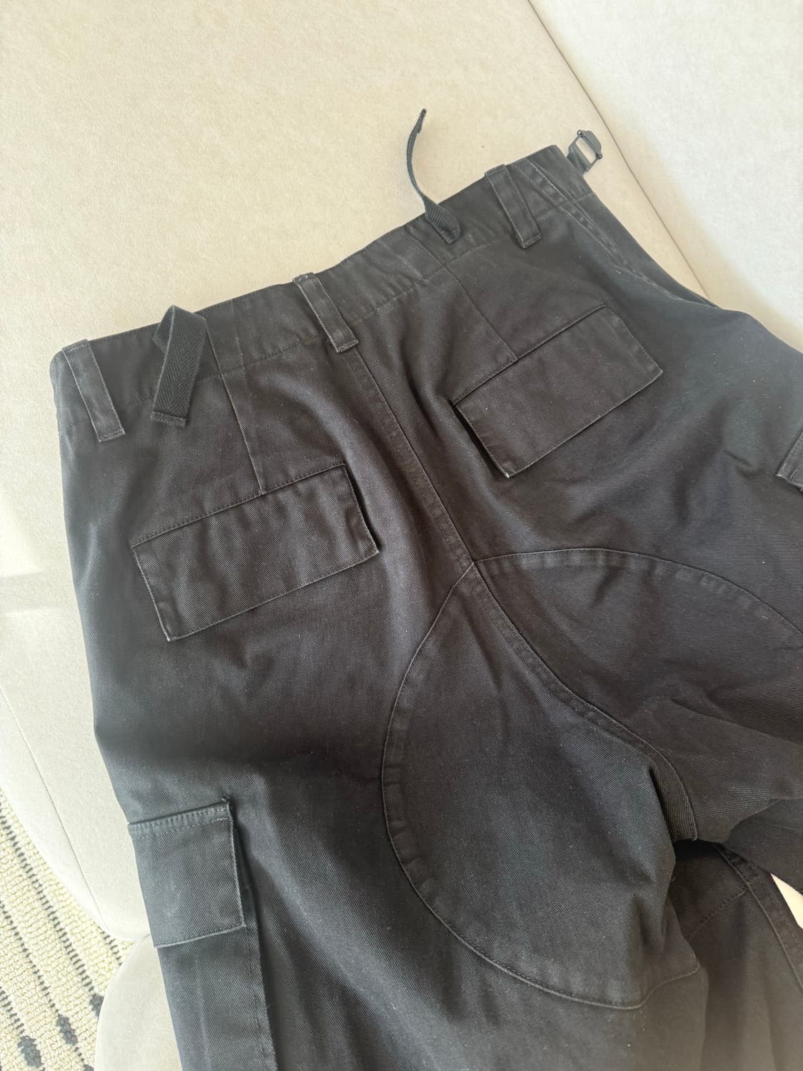 발렌시아가 킥카고 팬츠 블랙 xs 상품이미지4