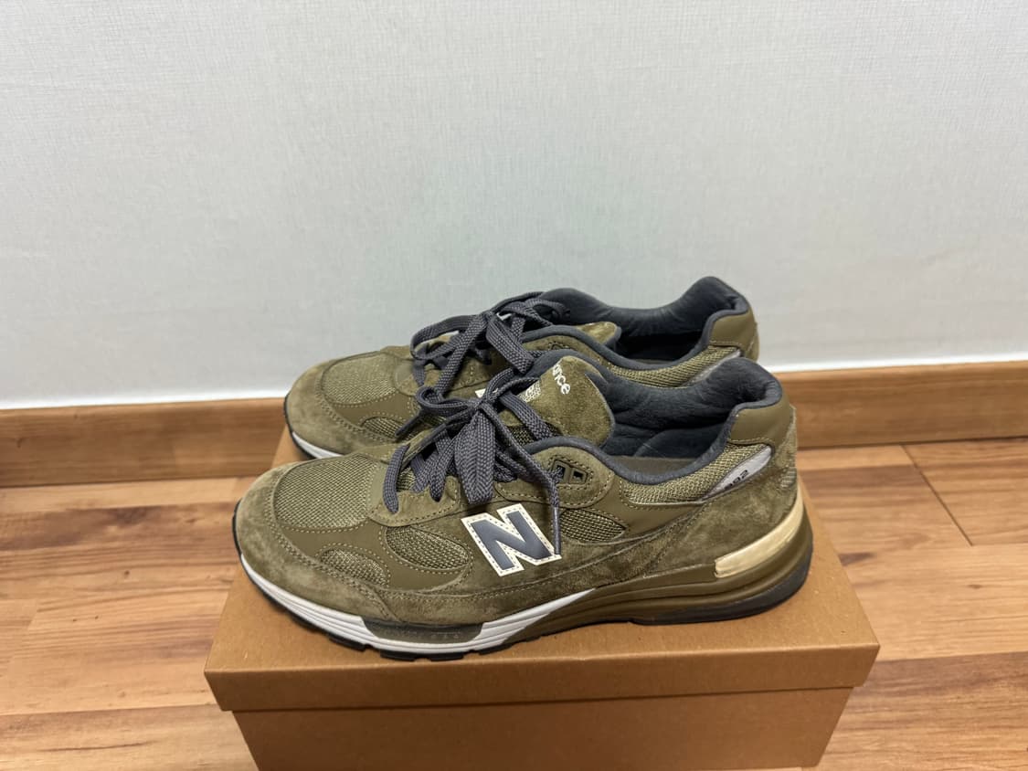 뉴발란스 992 올리브 상품이미지2