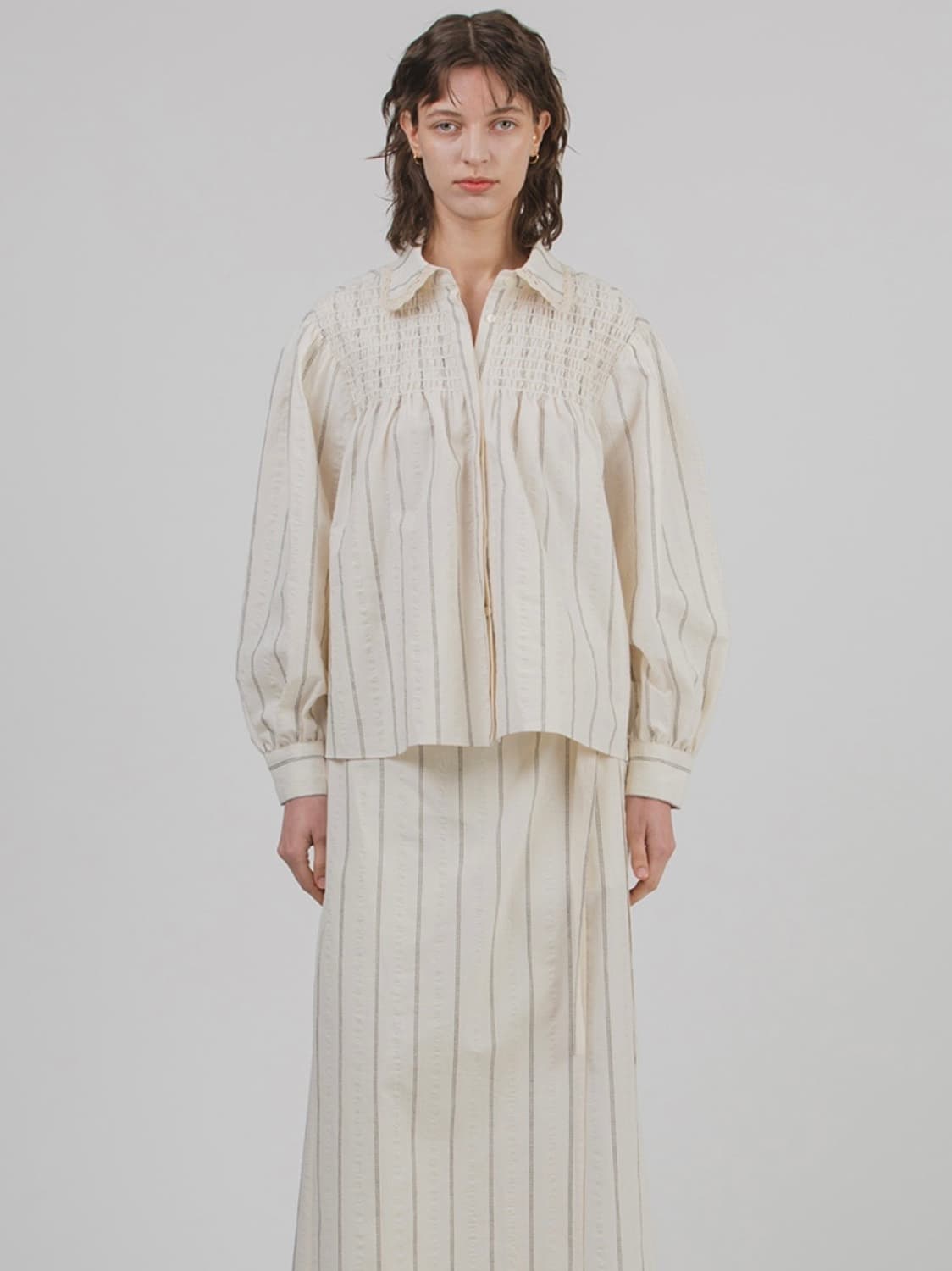 뮤제드 셔츠 블라우스 Soleil Smocked Shirt - Seers 상품이미지4